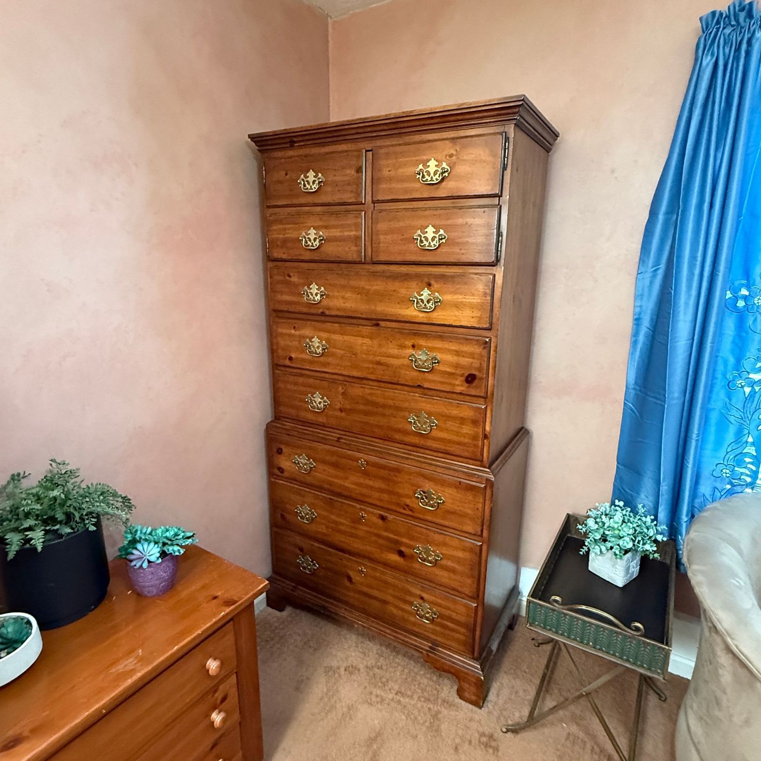 Drexel Heritage Chippendale highboy with upper cupboard and six drawers, one-piece (upper back panel needs nailed back into place) a few minor scratches 6'2"H x 40"W x 39"D