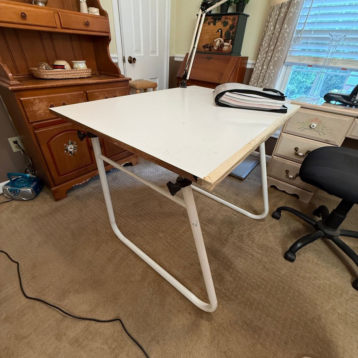 Drafting art table, adjustable height, 30"H x 40" x 30" with work lamp