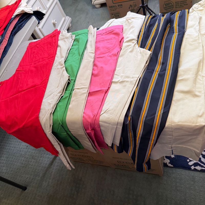 Box 4 of capri pants size 16-18 Box 4 of capri pants size 16-18