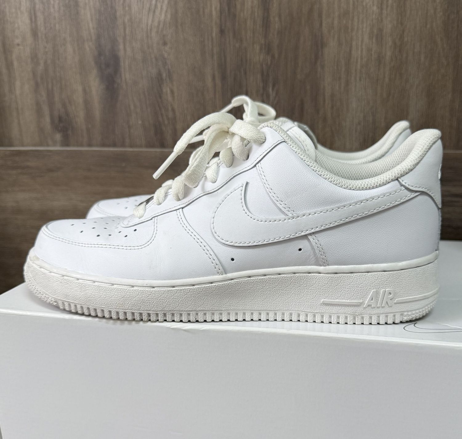 White Nike Air AF1 shoes, men's 10.5, overall good condition with some wear