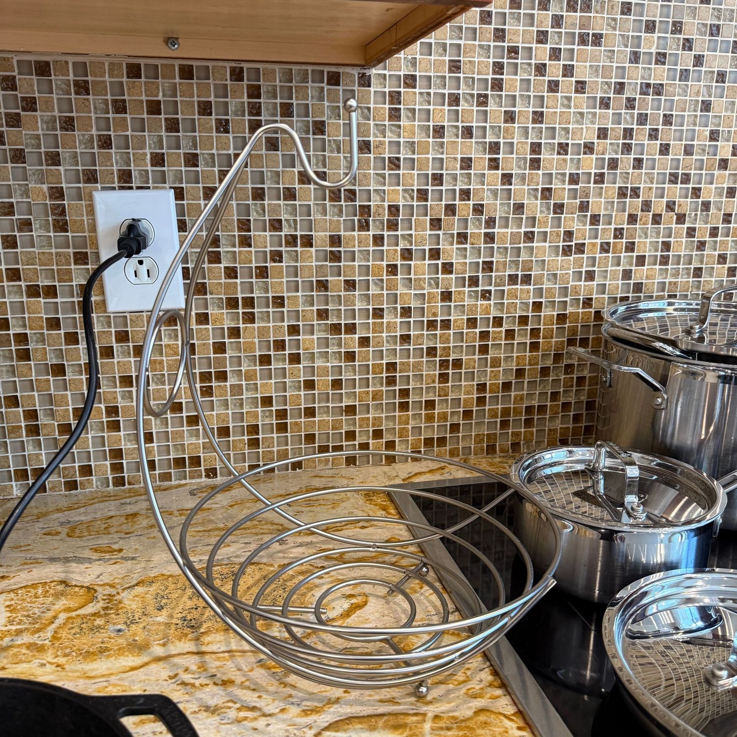 Chrome wire fruit basket with banana bunch hanger
