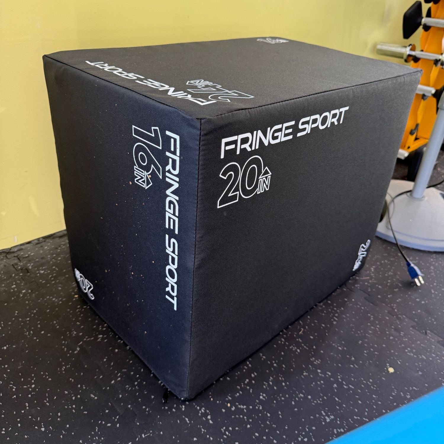 Fringe Sport 16" x 20" pylo block