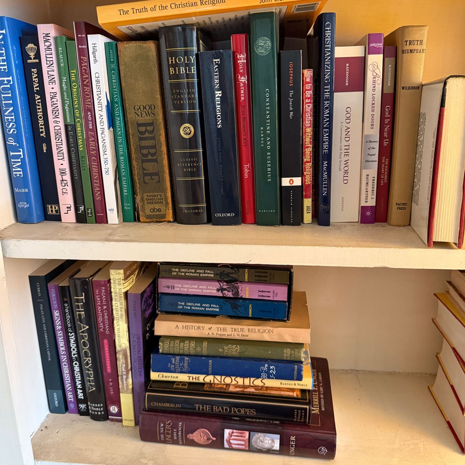 Box Lot 29: Religion, Bibles, History of Religion, Symbols in Christian Art