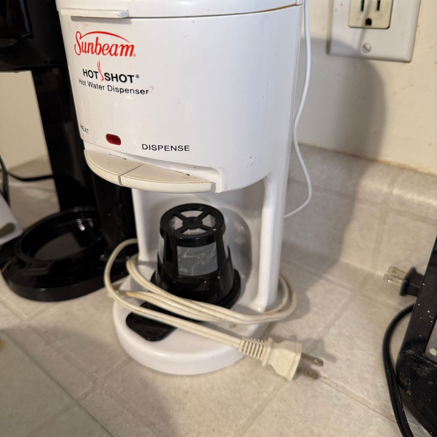 Sunbeam Hot Shot Hot Water Dispenser, great for tea Sunbeam Hot Shot Hot Water Dispenser, great for tea