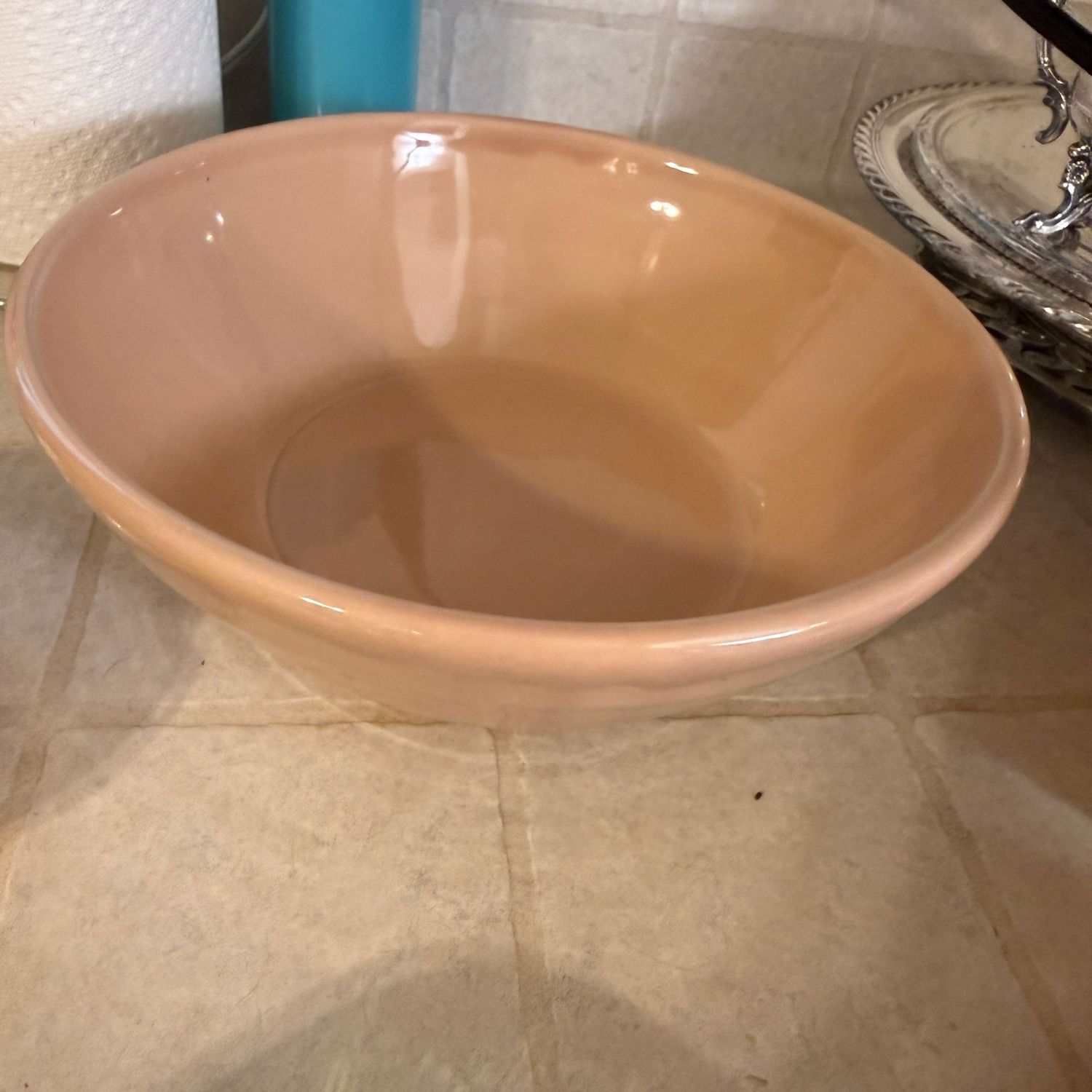 Tan stoneware bowl, 9 Tan stoneware bowl, 9"W