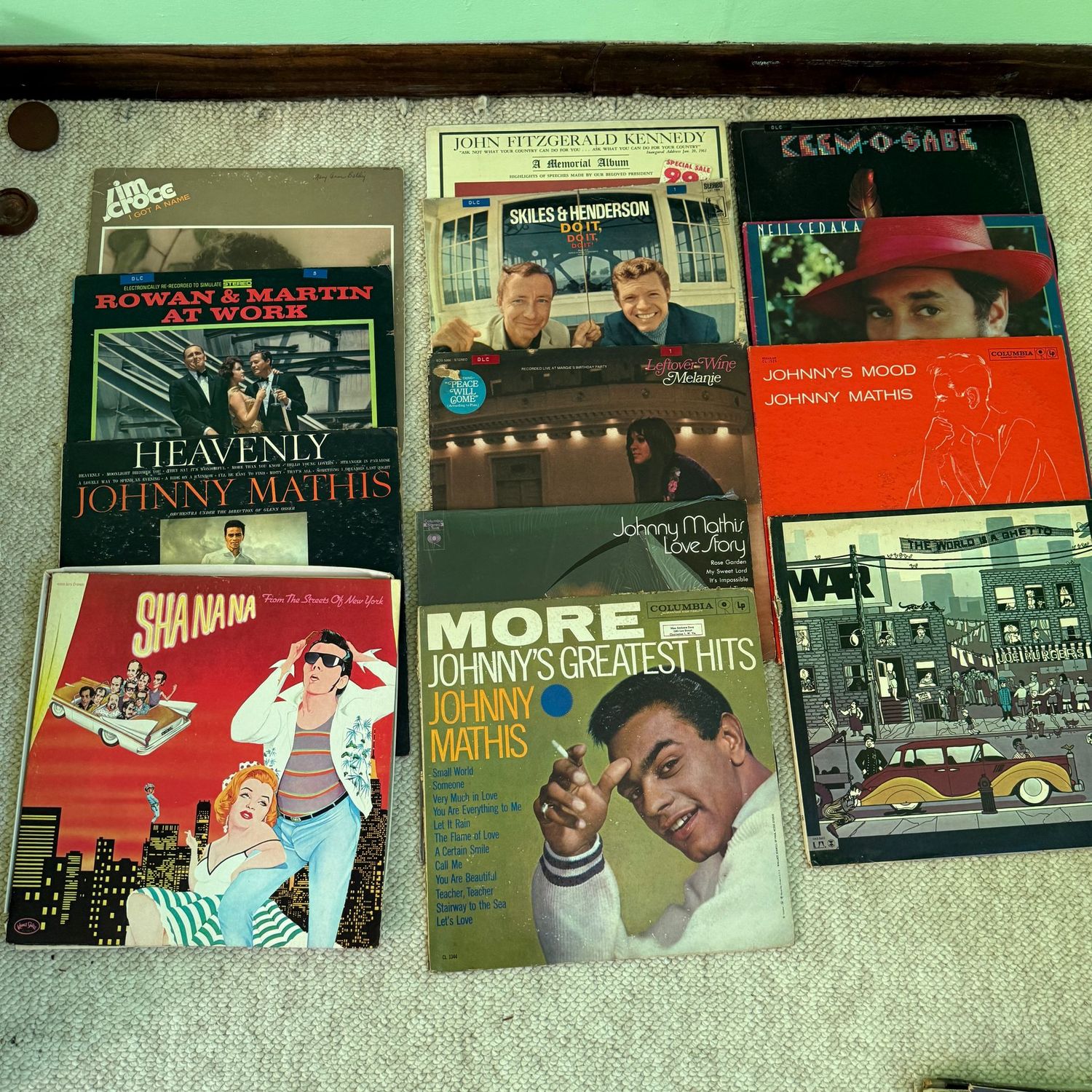 Group of record albums, some wear, including Shanana Group of record albums, some wear, including Shanana