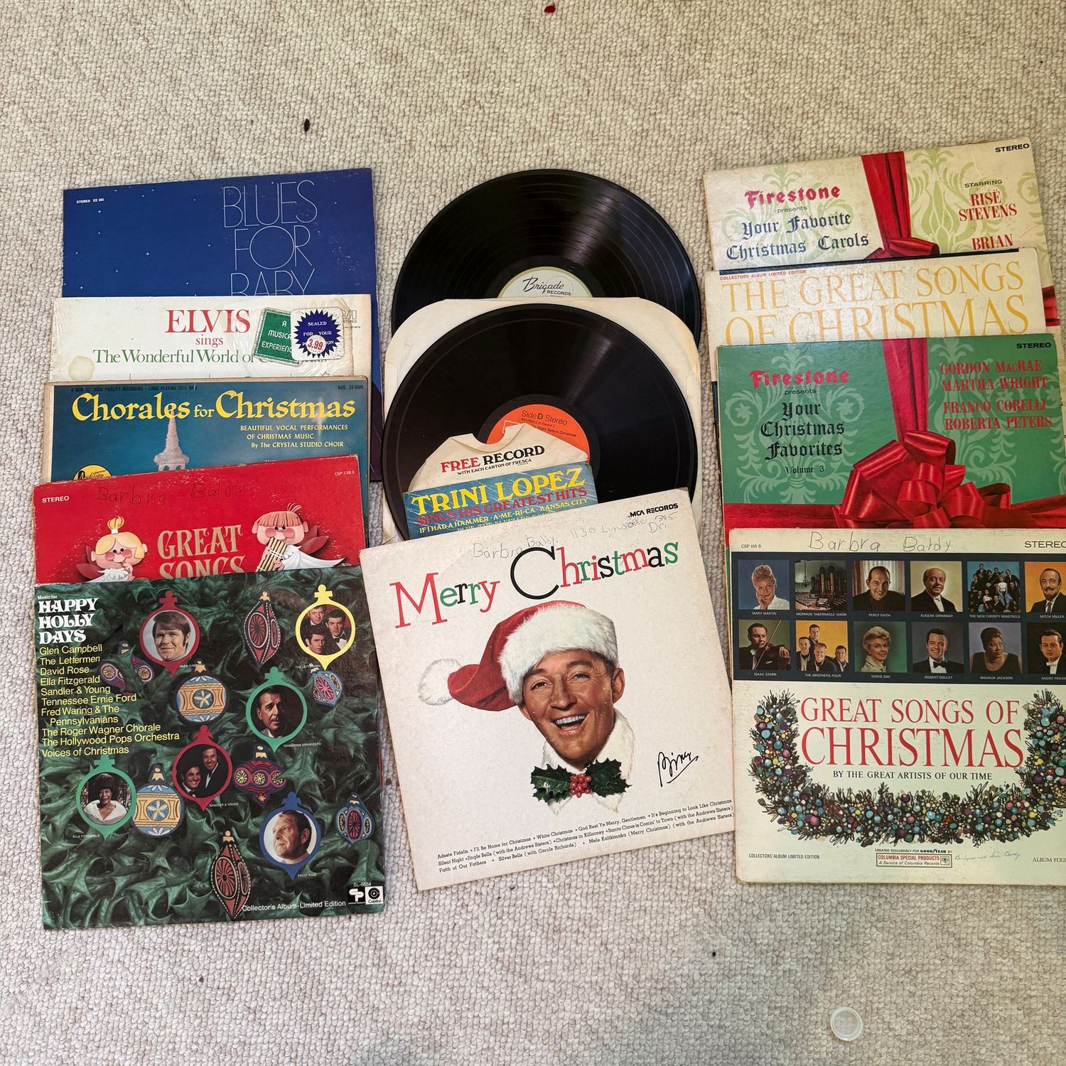 Group of record albums, some wear, including Happy Holly Days Group of record albums, some wear, including Happy Holly Days