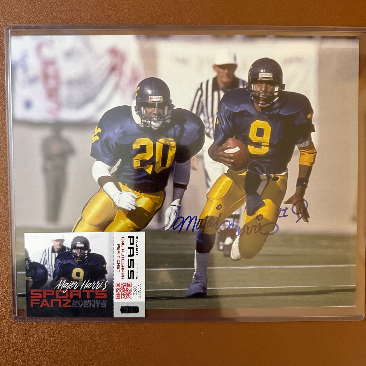 Autographed 8x10 #22 Major Harris