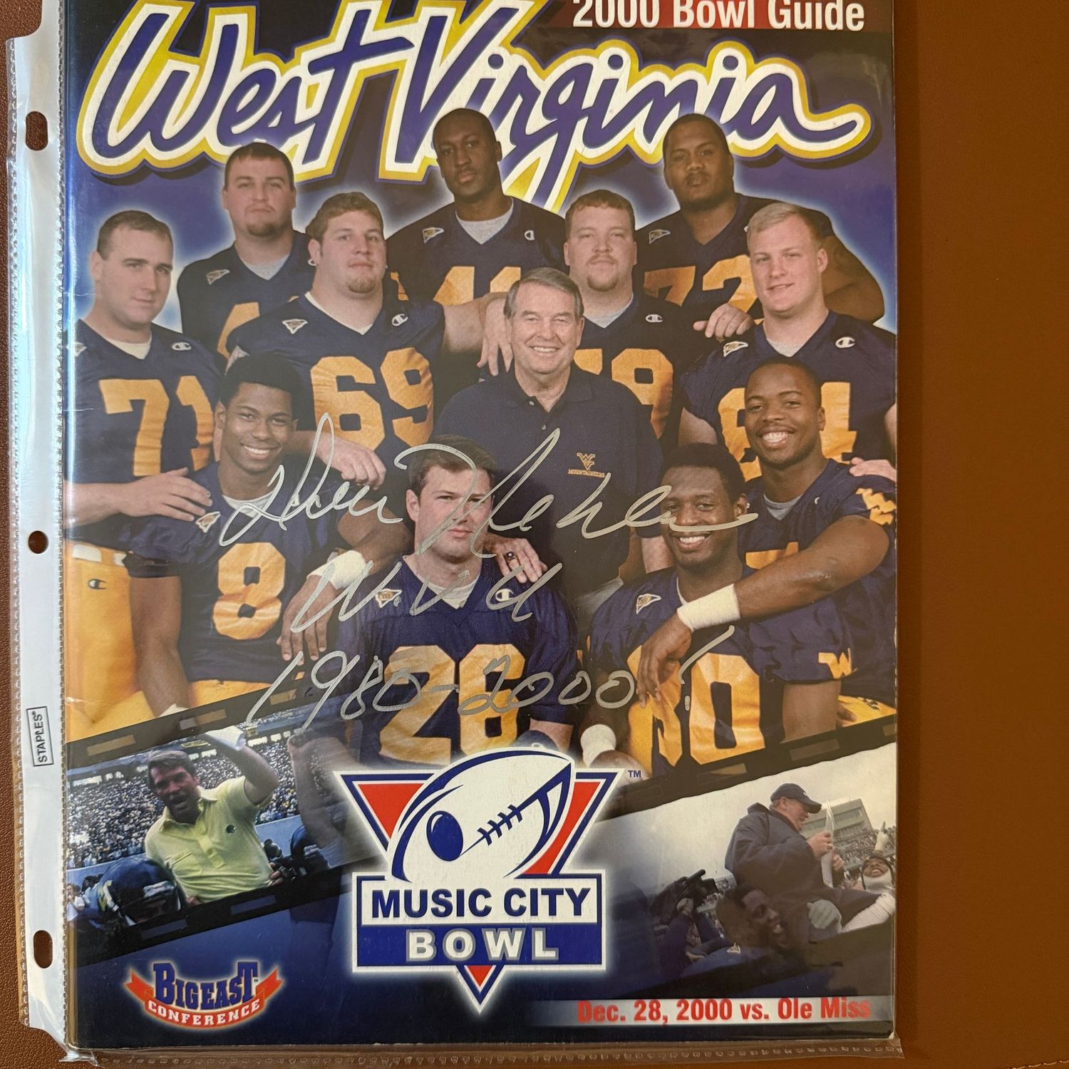 Autographed magazine #73 Don Nehlan