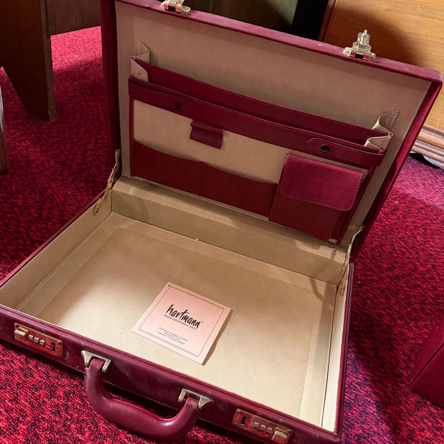 Vintage Hartmann burgundy briefcase, needs minor exterior leather treatment, overall good condition