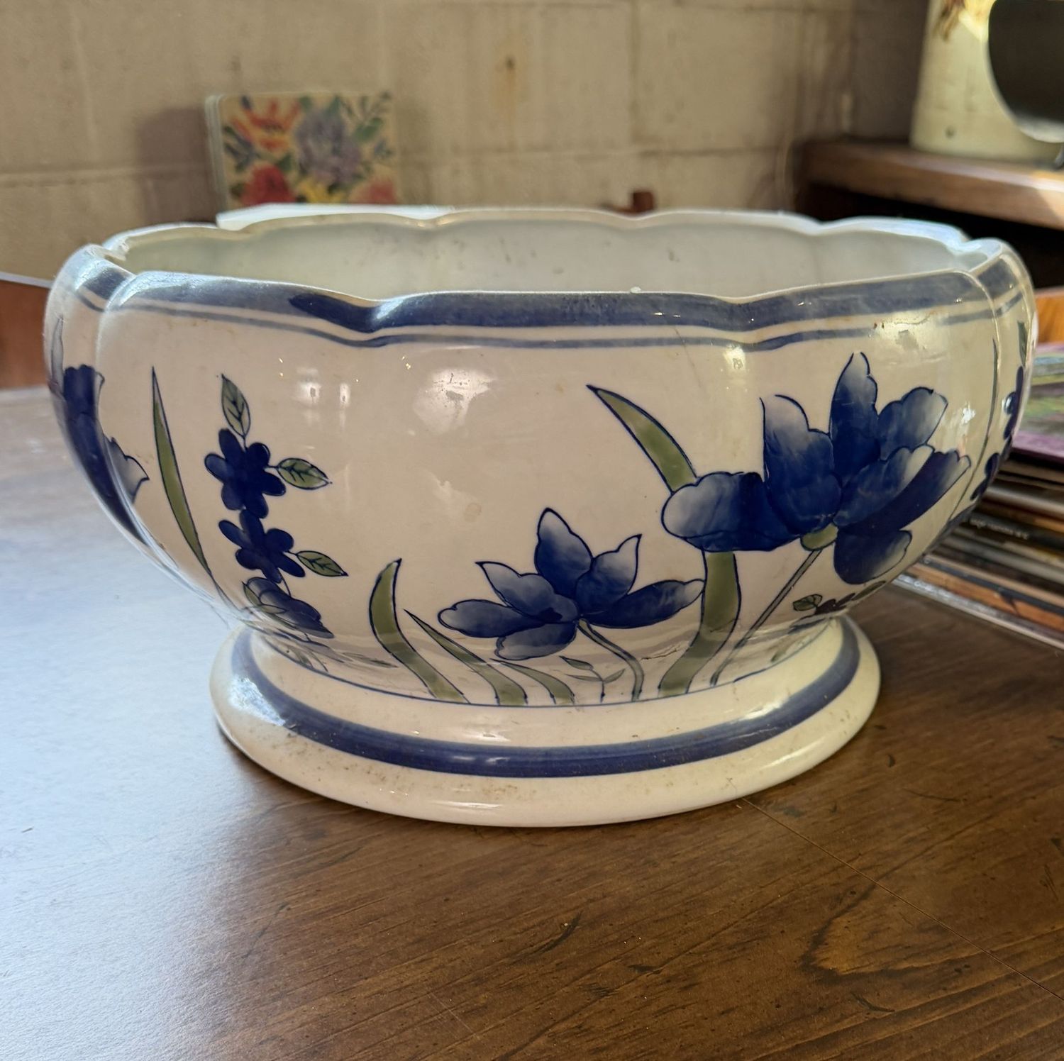 Large ceramic planter with blue flowers, scalloped rim, needs minor cleaning, 6.5"H x 14"W