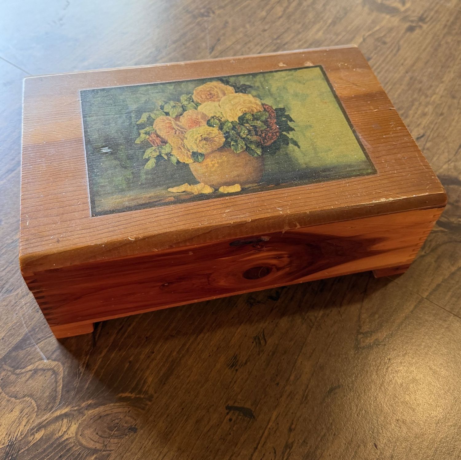 Vintage storage box with floral decal, dovetail joints, 11"L