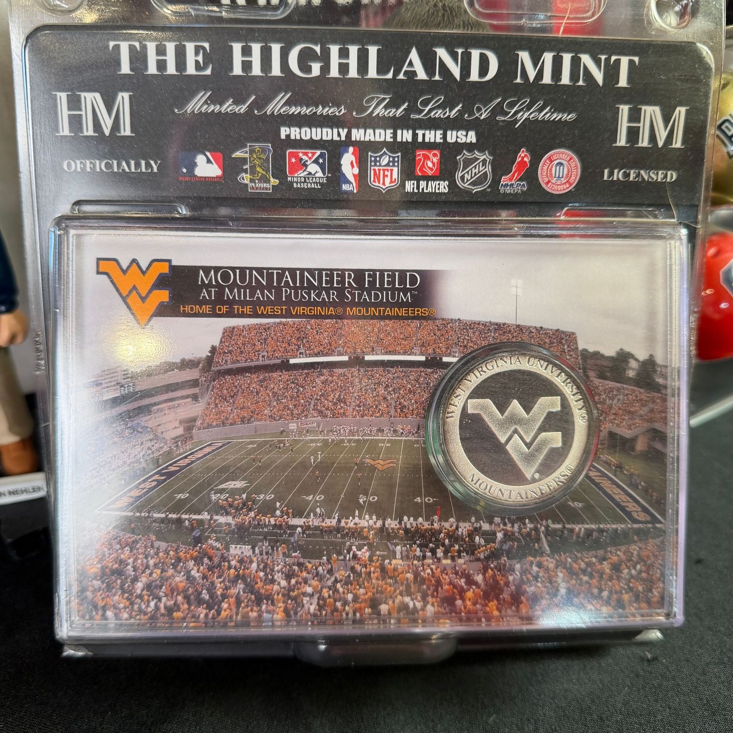 Highland Mint Mountaineer Field silver-plated medallion coin