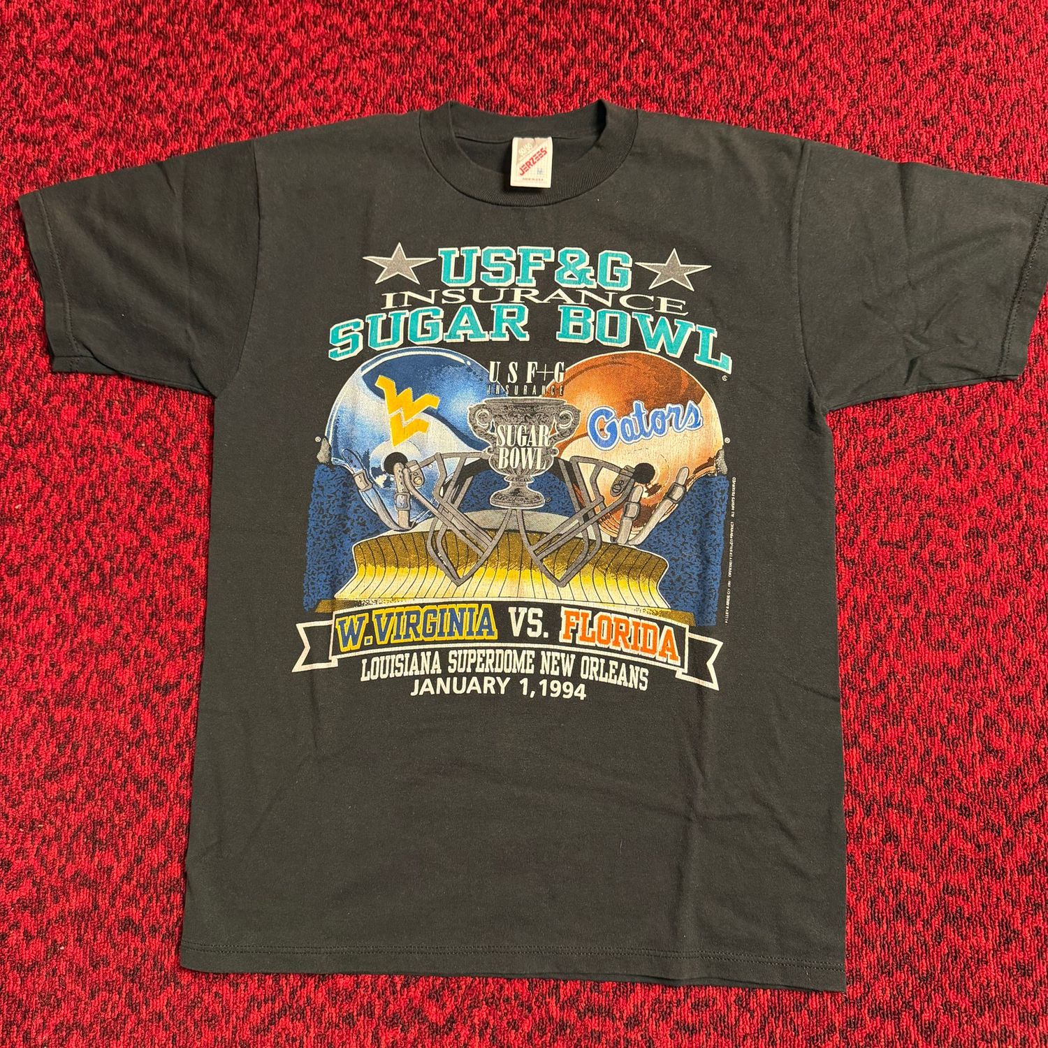 Vintage t-shirt 1994 Superdome Sugar Bowl WVU vs. Florida, size M