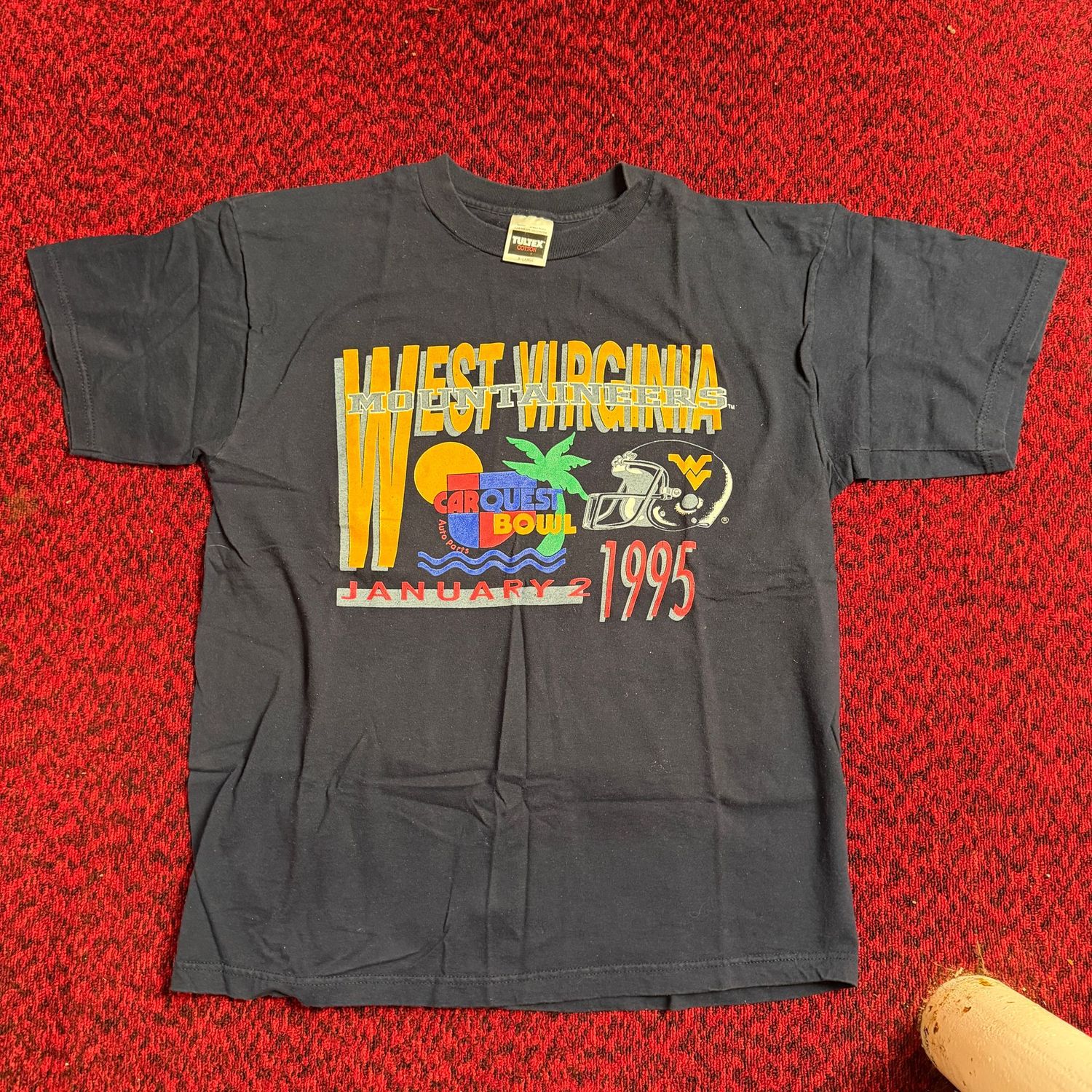 Vintage t-shirt WVU West Virginia Mountaineers 1995 Carquest Bowl, size XL