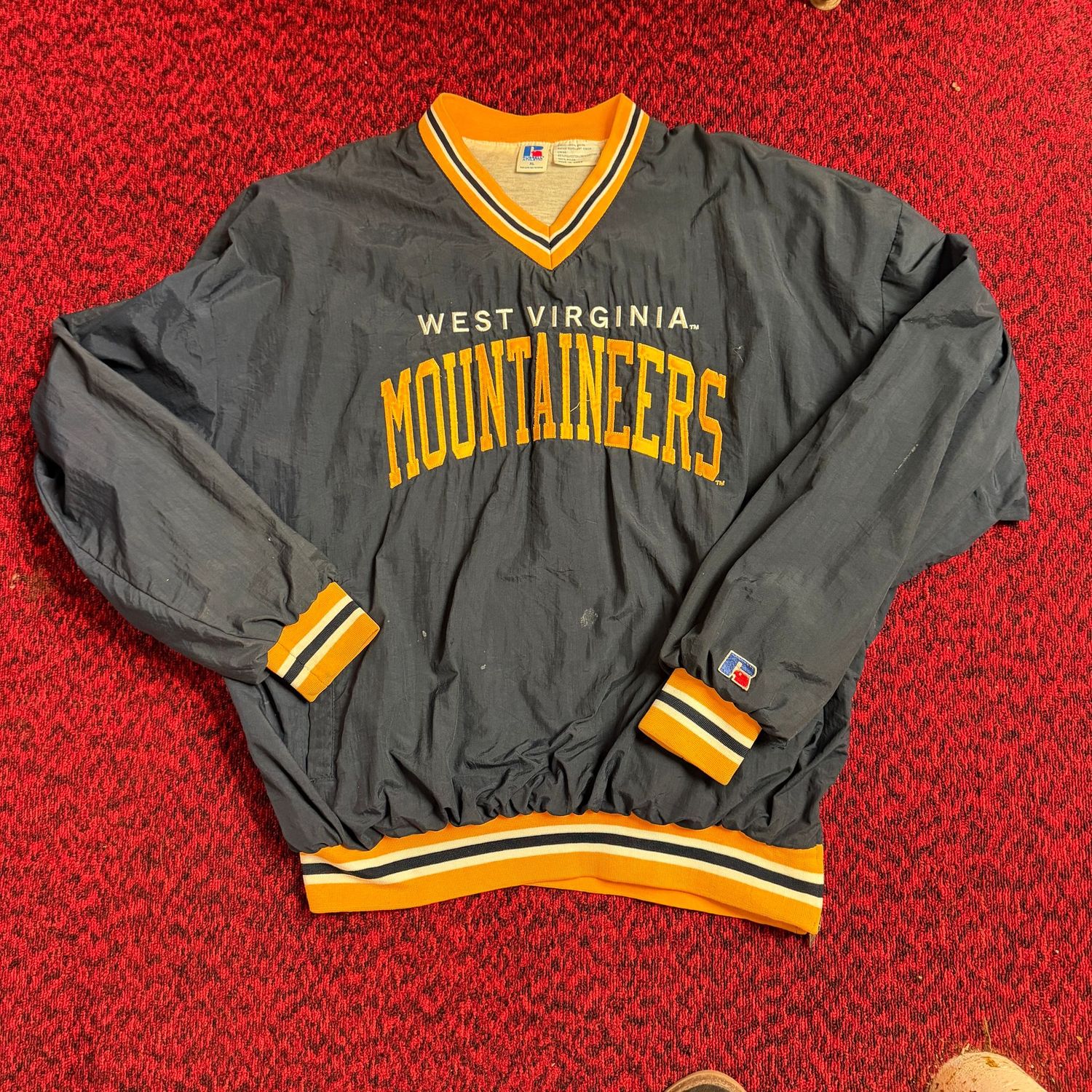 West Virginia Mountaineers WVU lined windbreaker pullover with pockets, minor spots (appear cleanable), size XL