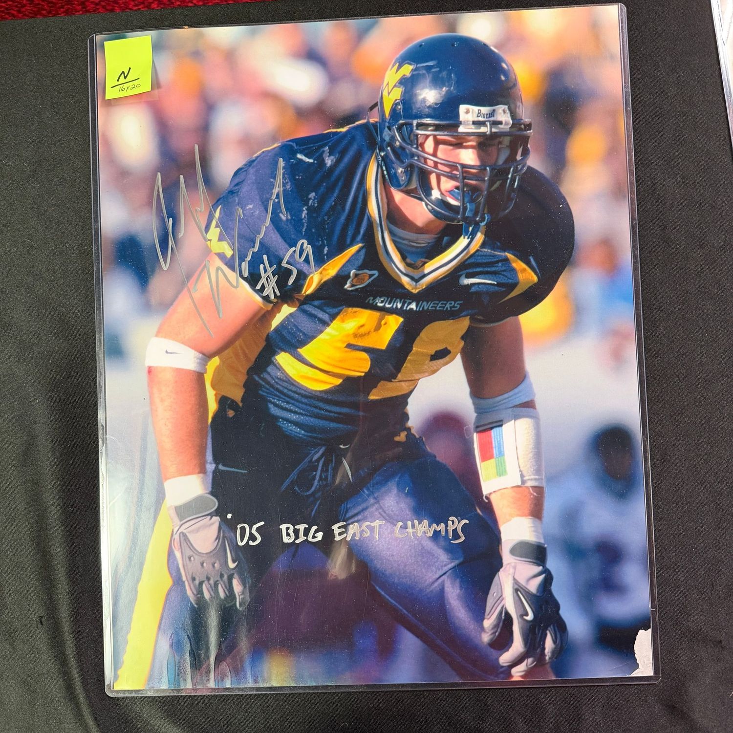 Autographed 16x20 N: Jeff Noechel