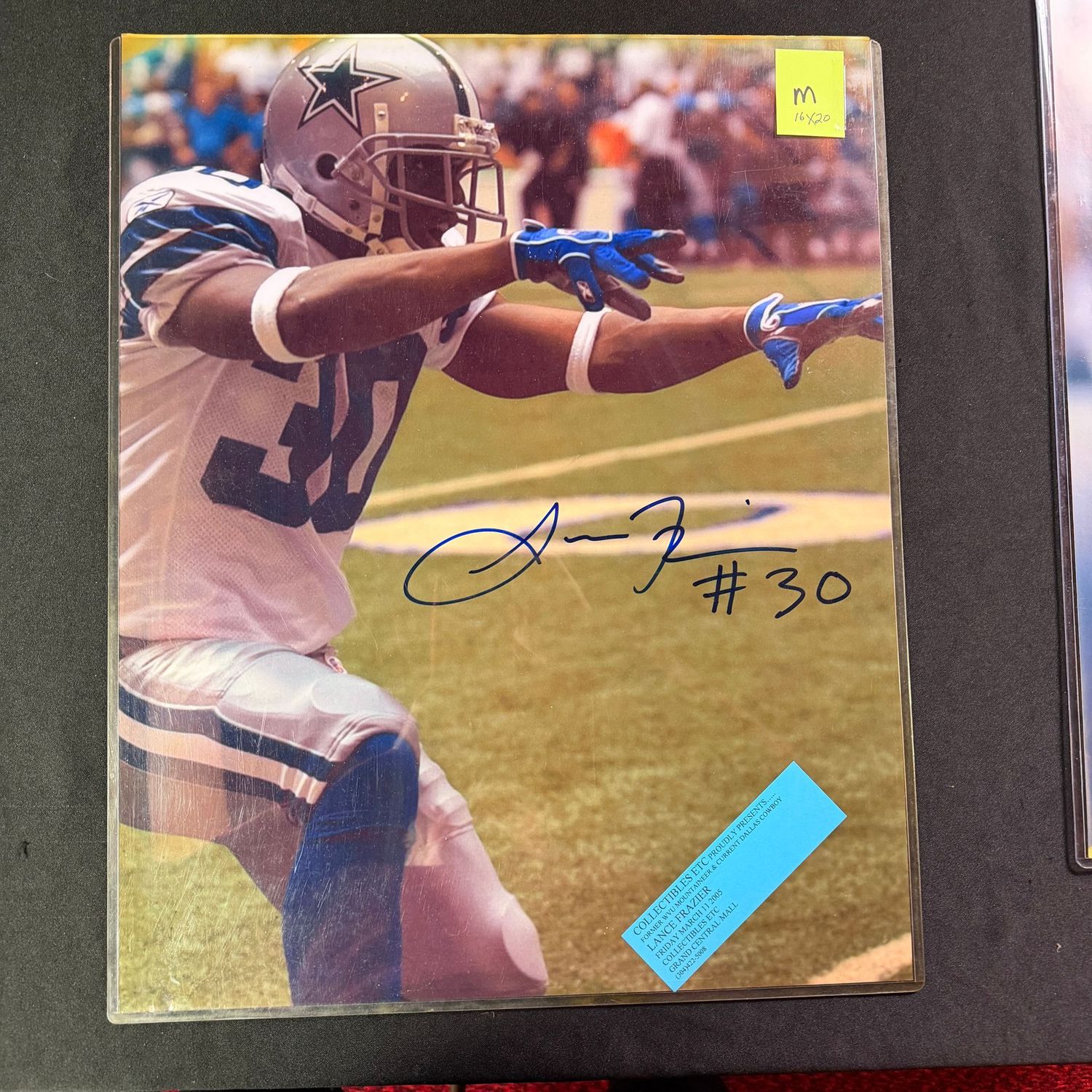 Autographed 16x20 M: Dallas Cowboys Lance Frazier