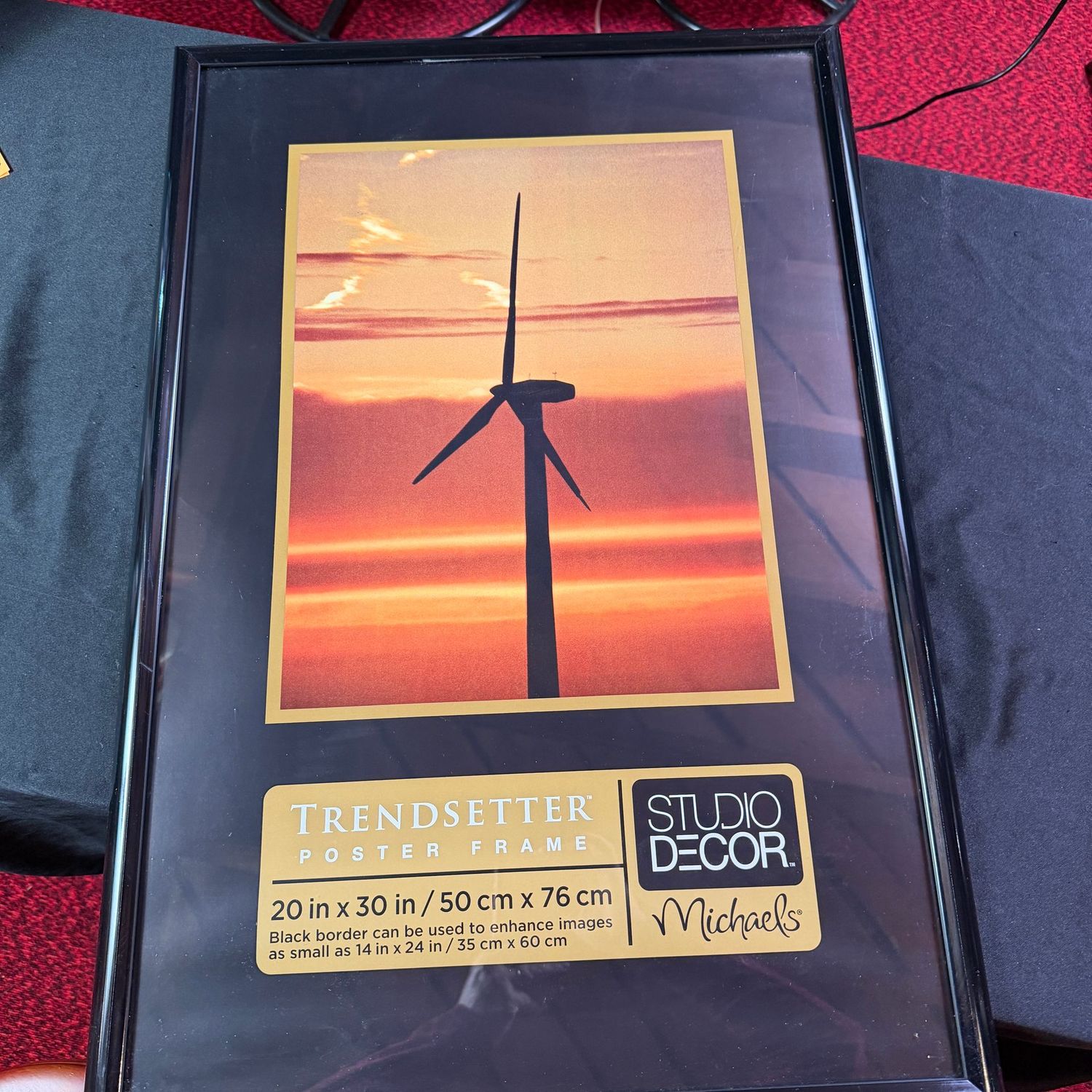 Large plexiglass poster frame, unused, fits 20" x 30"