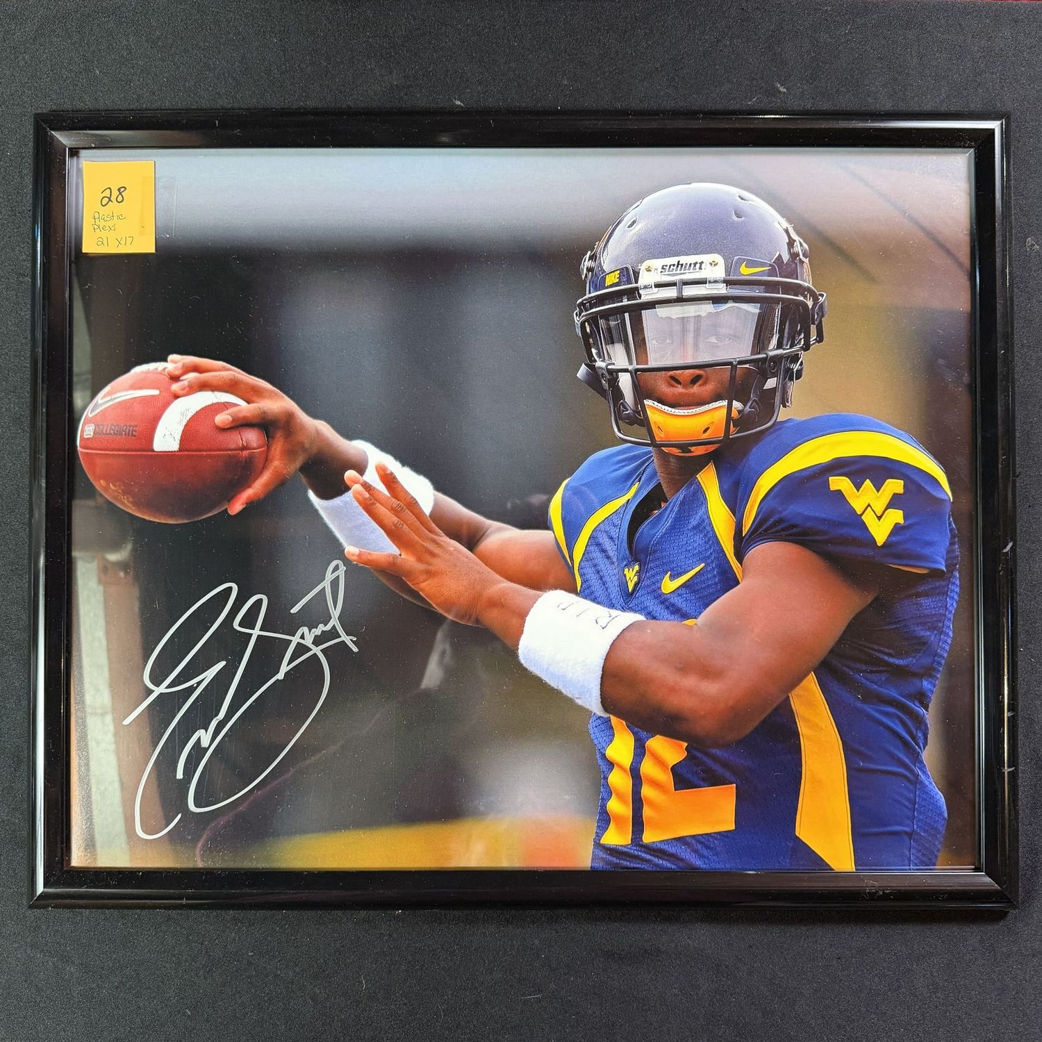 Framed & Signed (plastic w/plexiglass) 21x17, #28, Geno Smith