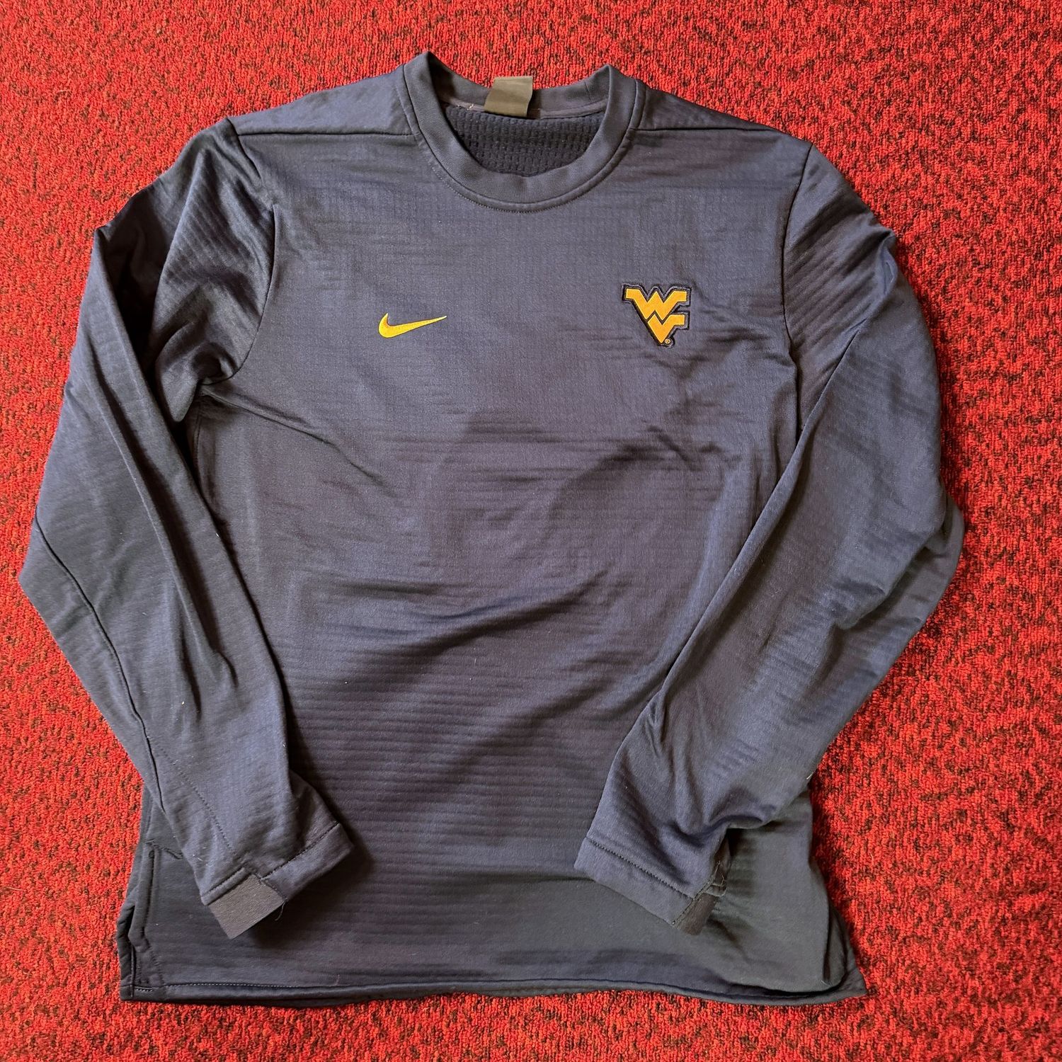 Nike WVU thick dark blue long-sleeve shirt, size M