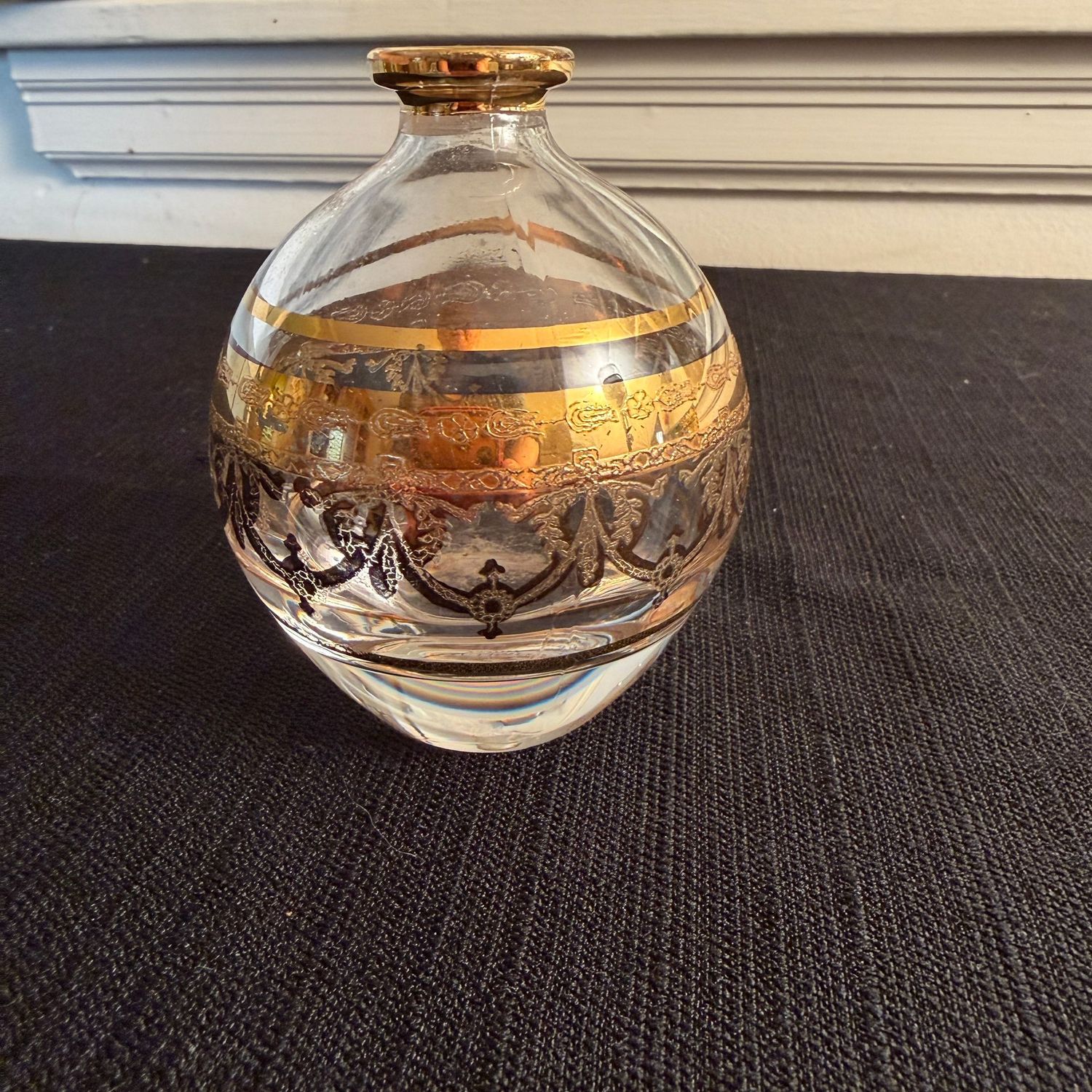 Royal Limited Italian lead crystal bud vase, 3"H