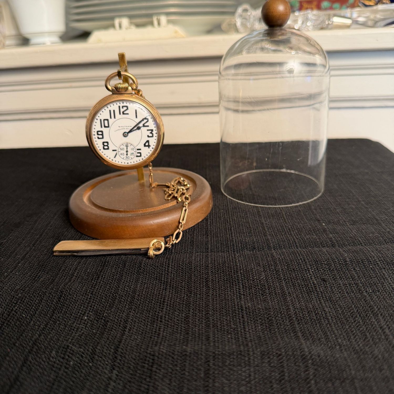 Waltham Vanguard 23 Jewels pocket watch, nice condition, unknown if working