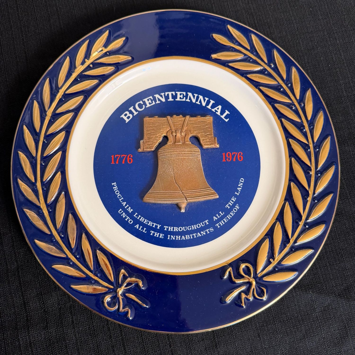 Bicentennial Taylor, Smith & Taylor 10" plate