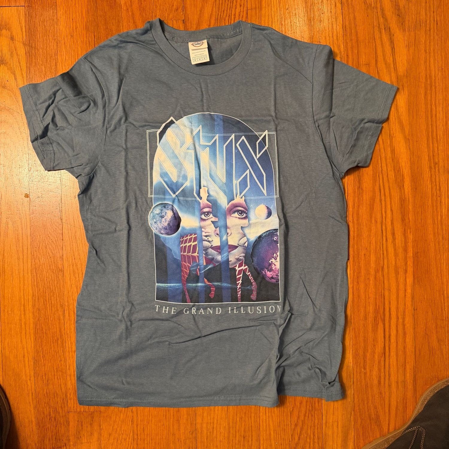 Styx The Grand Illusion t-shirt, size M