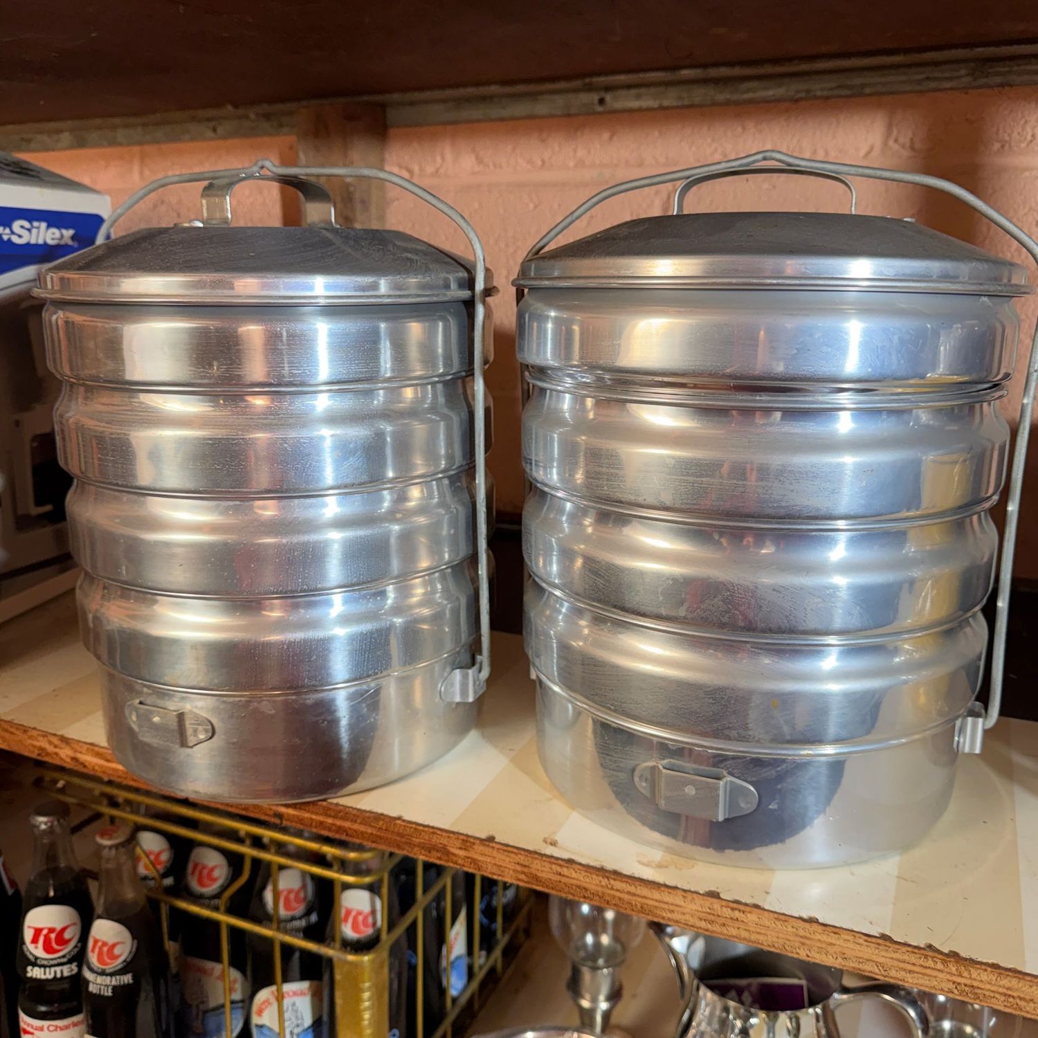 Pair of Regal's hand food carier picnic pack, unused, 10"H