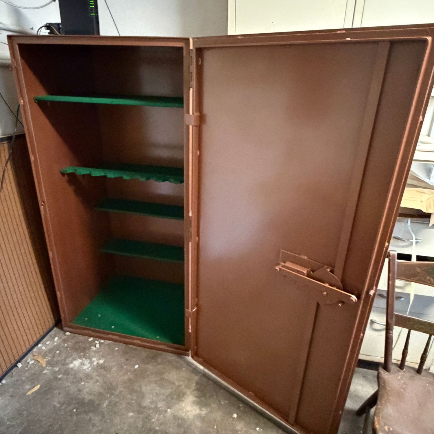 Solid steel Kingsbury rifle safe, (Combination unknown), 60"H x 30"W x 24"D (This item is heavy, will require special moving equipment, and is in the lower level with outside stairs)