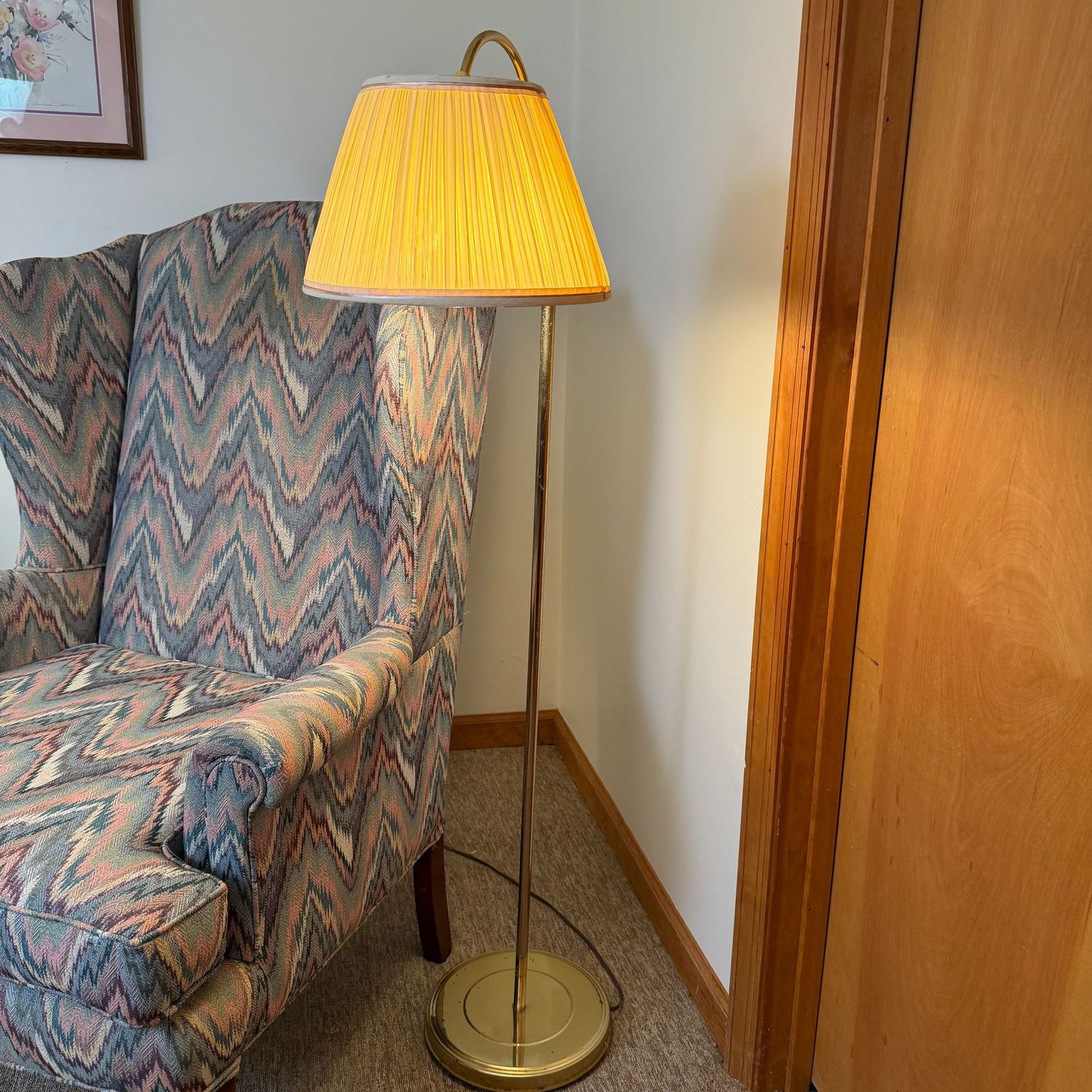 Floor lamp, touch light, brass finish, mild wear, 44 Floor lamp, touch light, brass finish, mild wear, 44"H