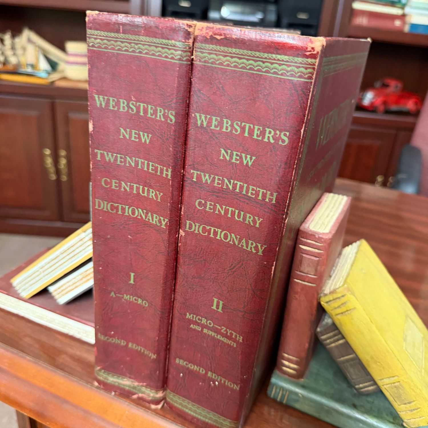 Webster's Dictionaries, 2 volumes, 1958 Webster's Dictionaries, 2 volumes, 1958