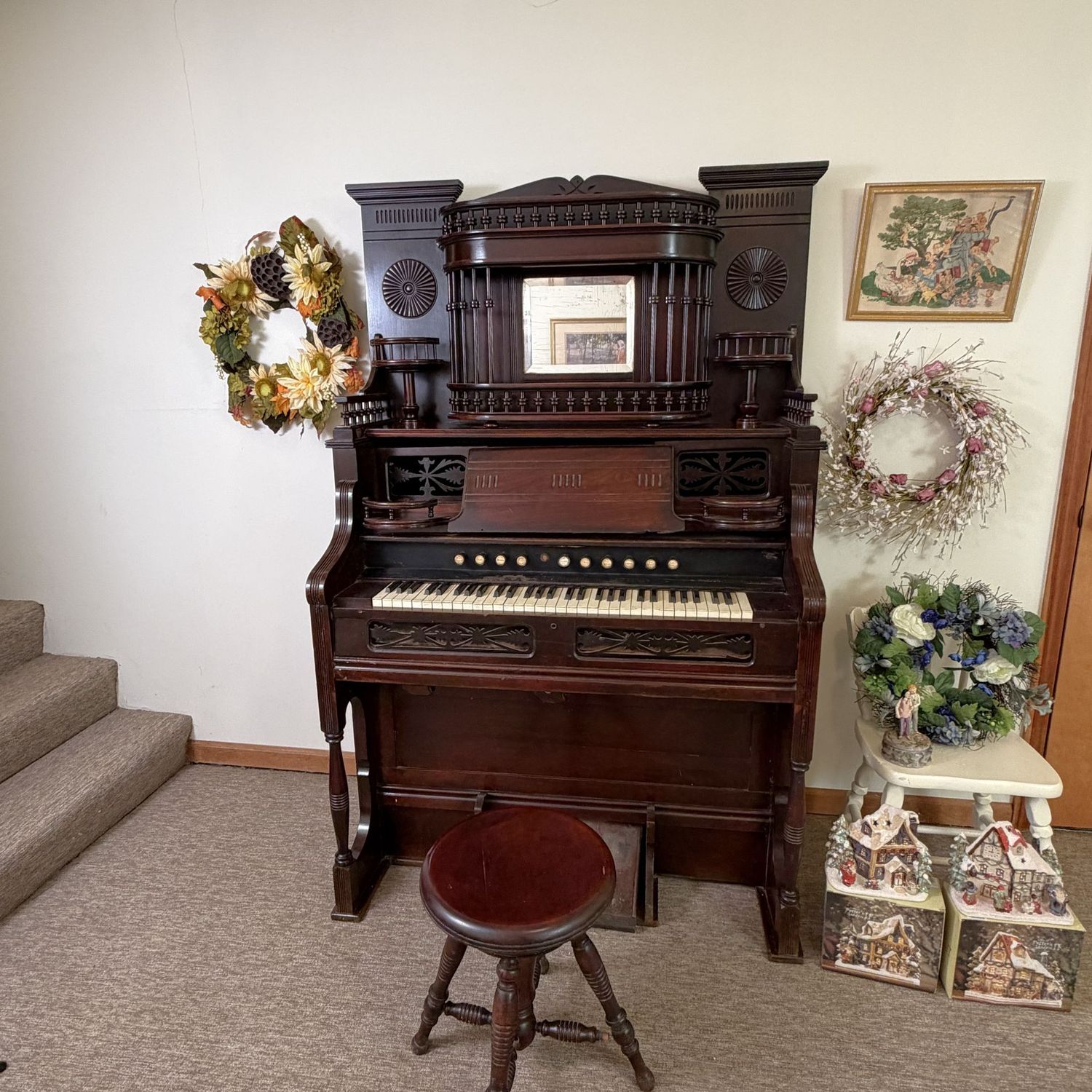 Victorian Estey Co. Brattleboro Parlor Pump Organ, works, 69 Victorian Estey Co. Brattleboro Parlor Pump Organ, works, 69"H x 23"D x 45"W (This item is heavy and in the lower level - OK to use a dolly)