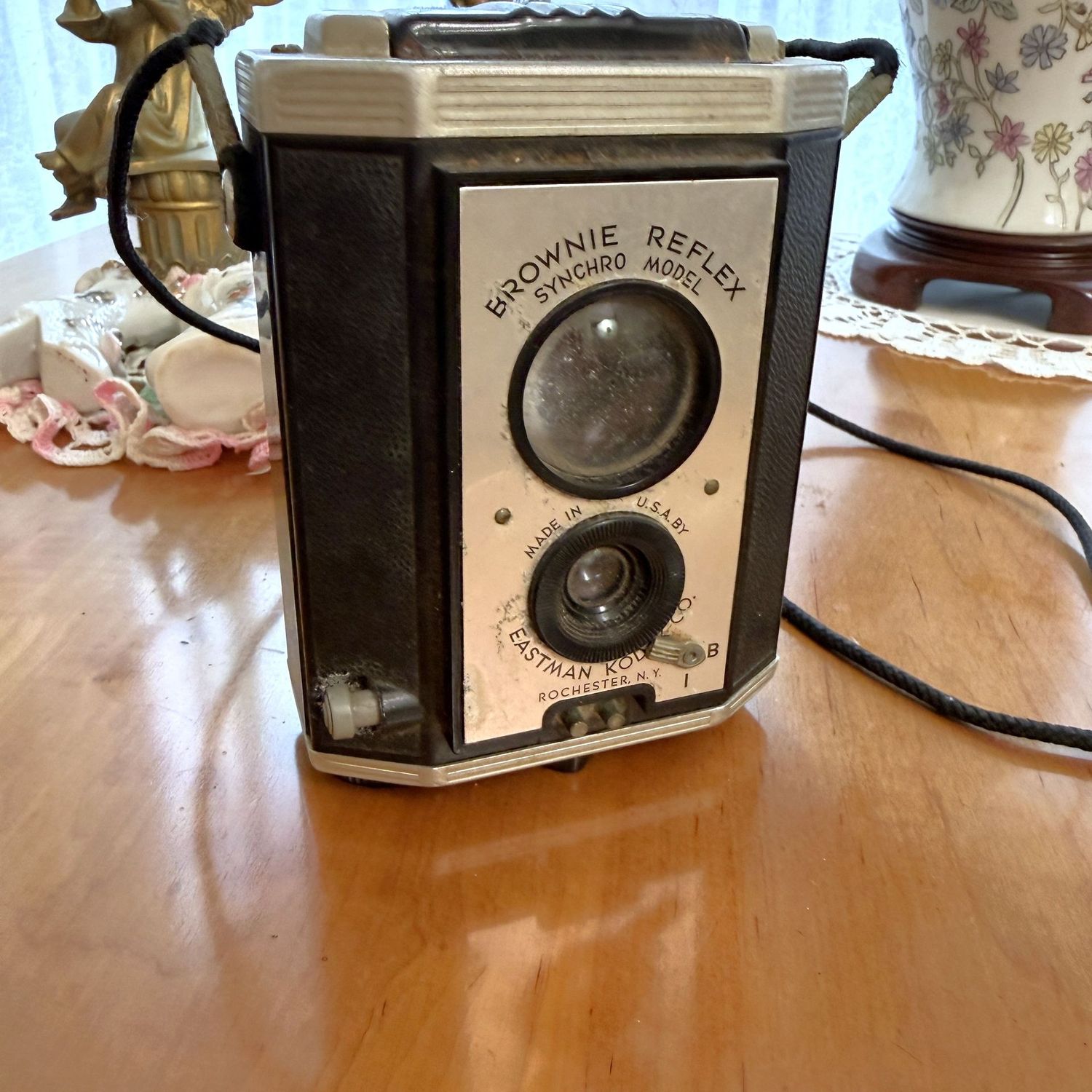 Brownie Reflex Eastman Kodak camera