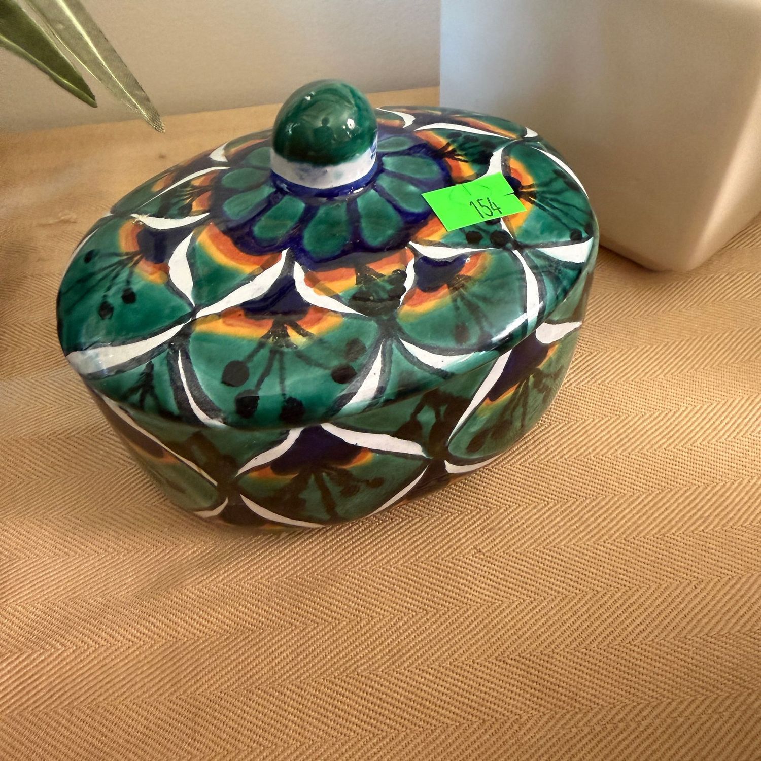 Lot #154, Talavera Mexican pottery trinket box, 4.5"