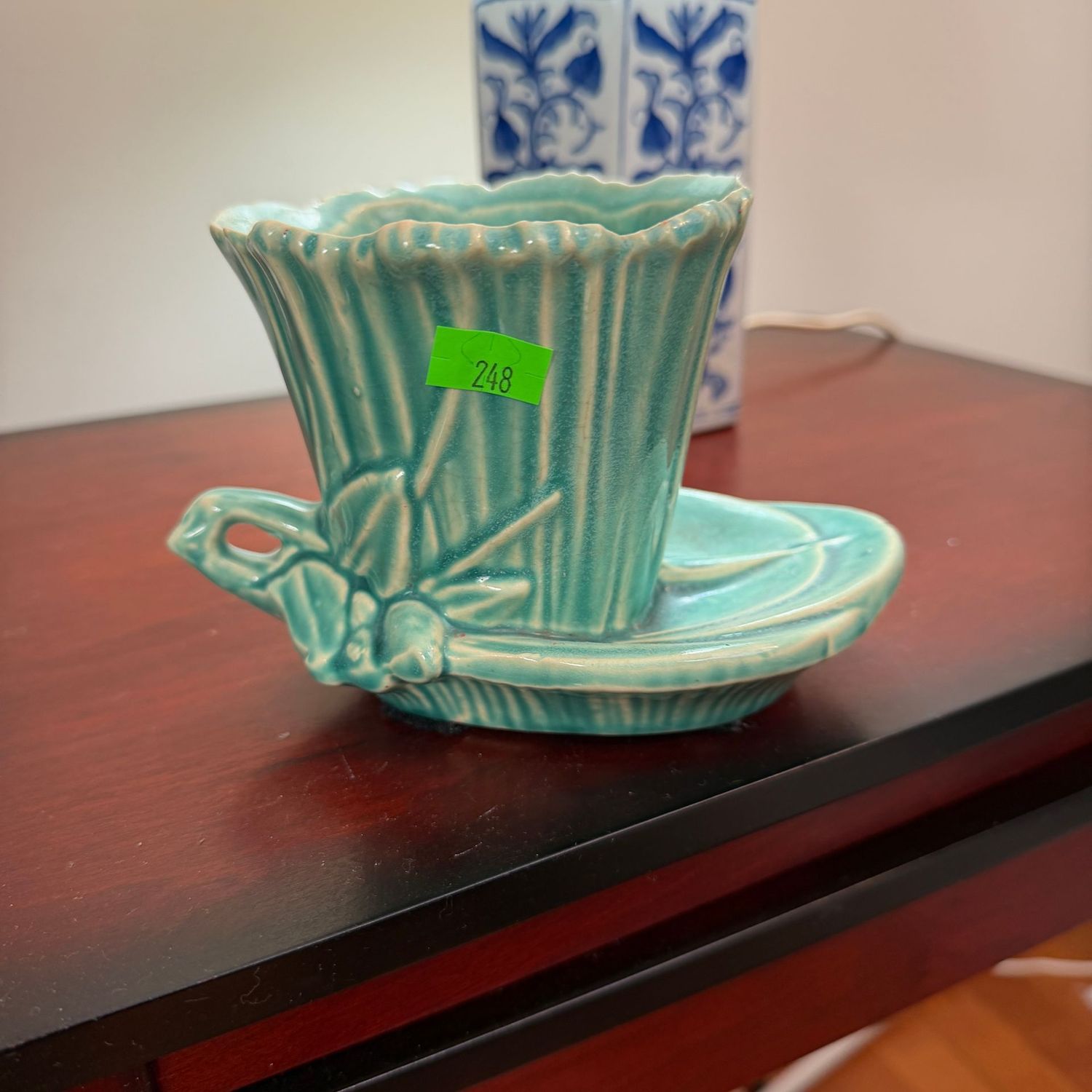 Lot #248, teal McCoy pottery lotus leaf planter, 4 Lot #248, teal McCoy pottery lotus leaf planter, 4"