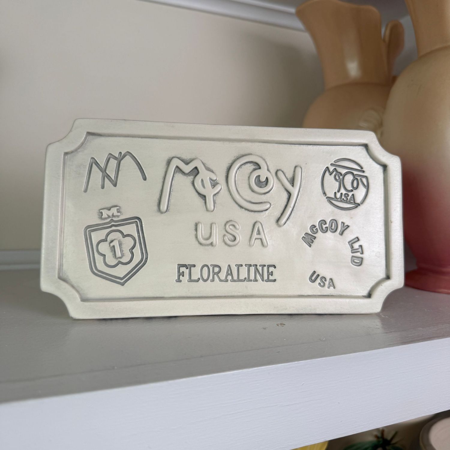 McCoy pottery dealer plaque sign, signed by Nelson & Billie McCoy, 7 McCoy pottery dealer plaque sign, signed by Nelson & Billie McCoy, 7"W