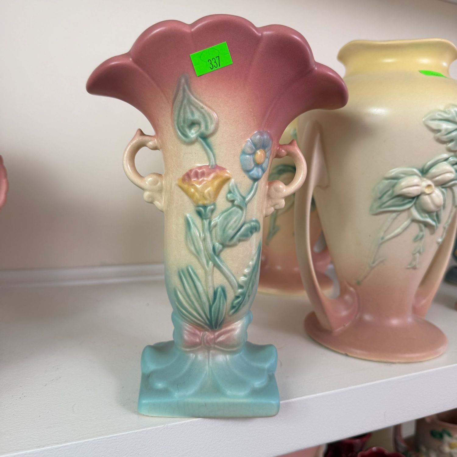 Lot #337, Hull pottery bow knot vase, 8 1/2 Lot #337, Hull pottery bow knot vase, 8 1/2"