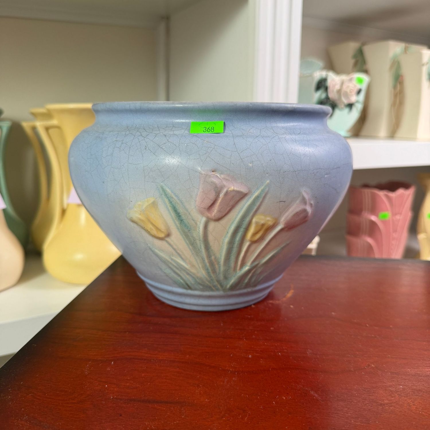 Lot #368(a) Hull pottery tulip pot, jardiniere, 6.5"H x 8.75"W