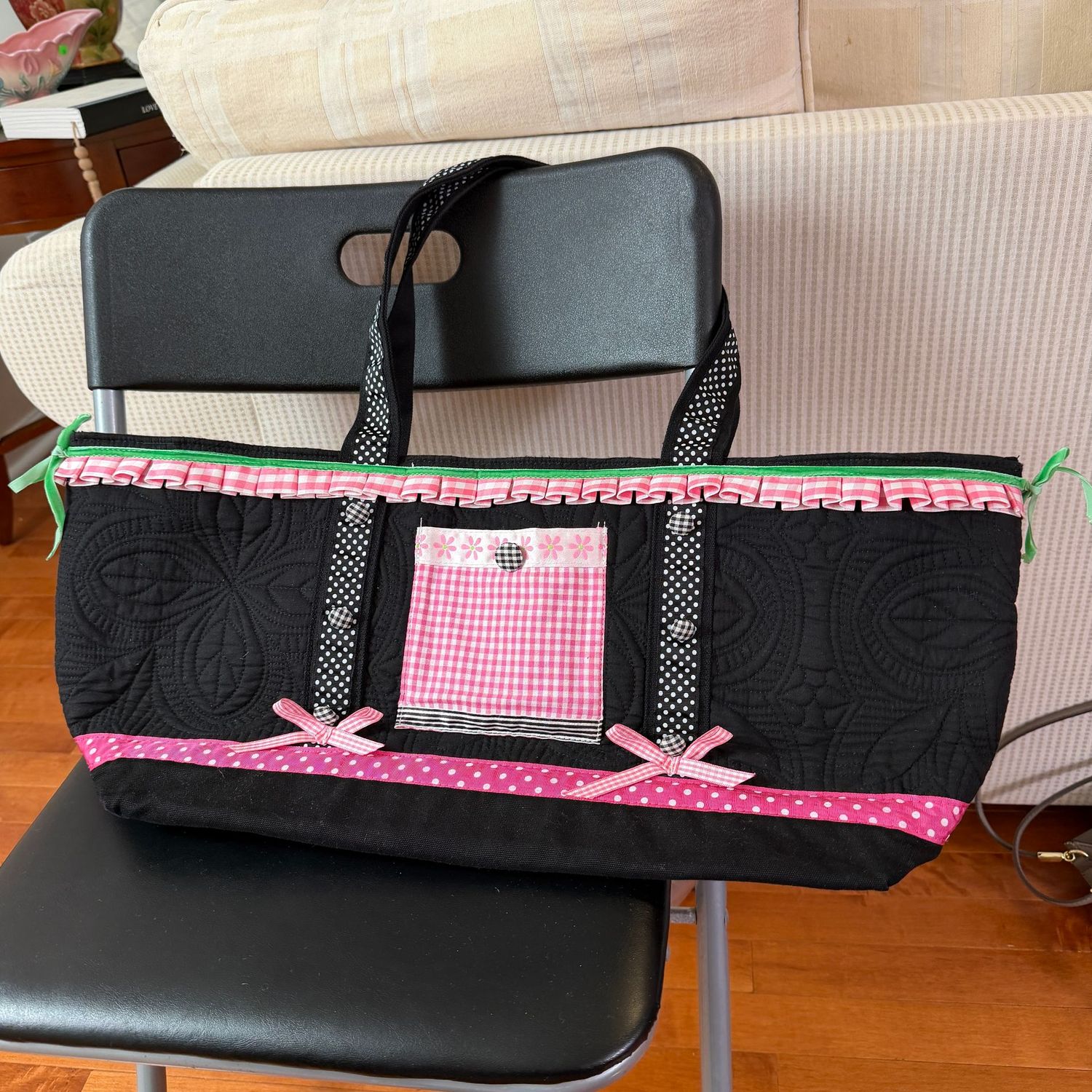 Large Carleen Powell quilted purse, tote, 20 Large Carleen Powell quilted purse, tote, 20"W