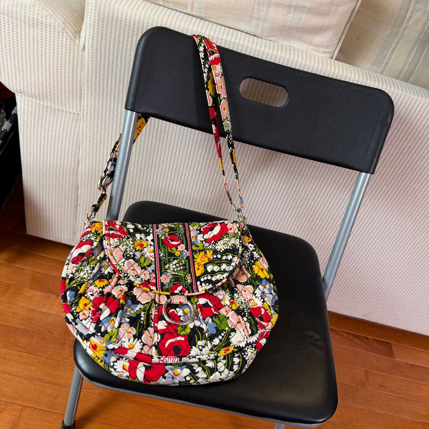 Vera Bradley quilted bright red and pink floral purse, 13 Vera Bradley quilted bright red and pink floral purse, 13"W