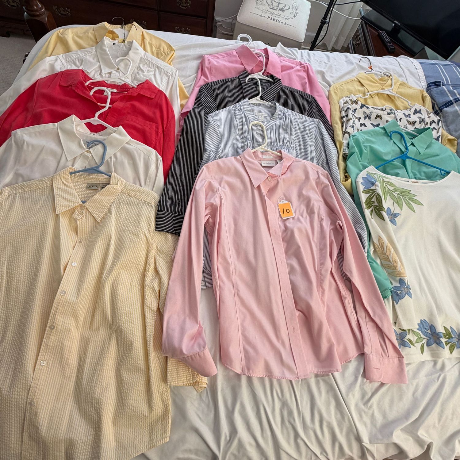 Ladies' Tops Size L Group #10, long sleeve, most are button front Ladies' Tops Size L Group #10, long sleeve, most are button front