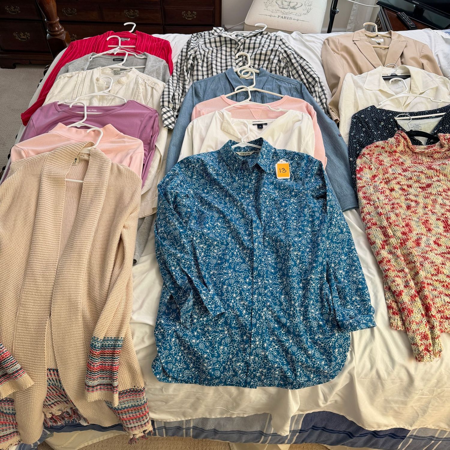 Ladies' Tops Size L Group #13
