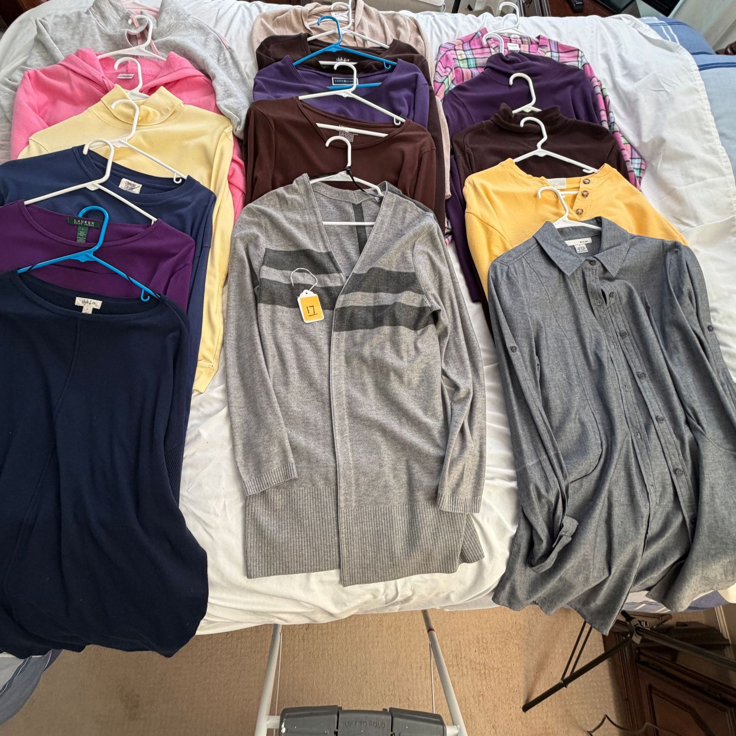 Ladies' Tops Size L Group #17, mostly long sleeve Ladies' Tops Size L Group #17, mostly long sleeve