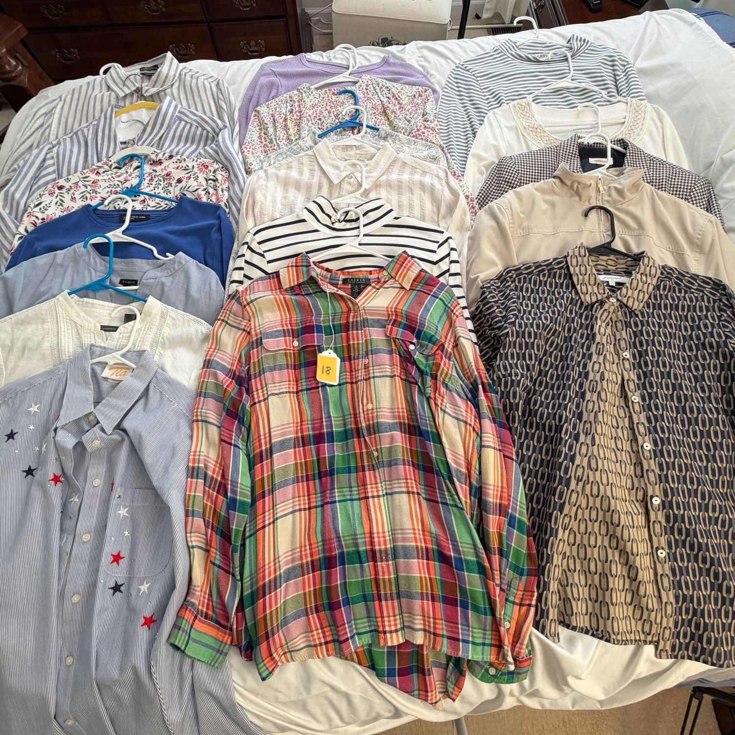 Ladies' Tops Size L Group #18