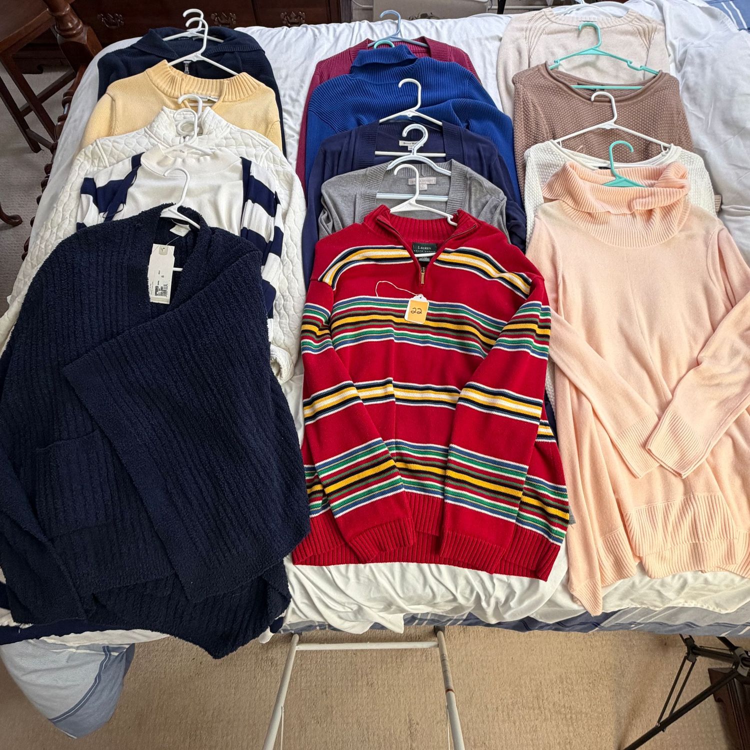 Ladies' Tops Size L Group #22