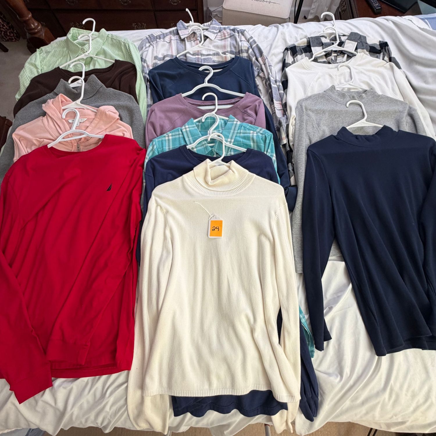 Ladies' Tops Size L Group #24