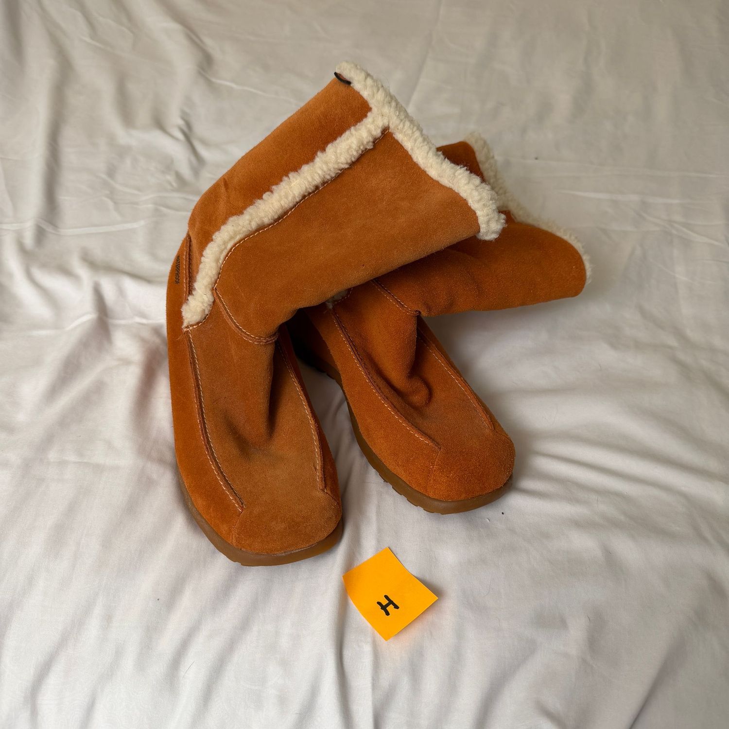 Shoe Lot H, boots, size 8.5 Shoe Lot H, boots, size 8.5