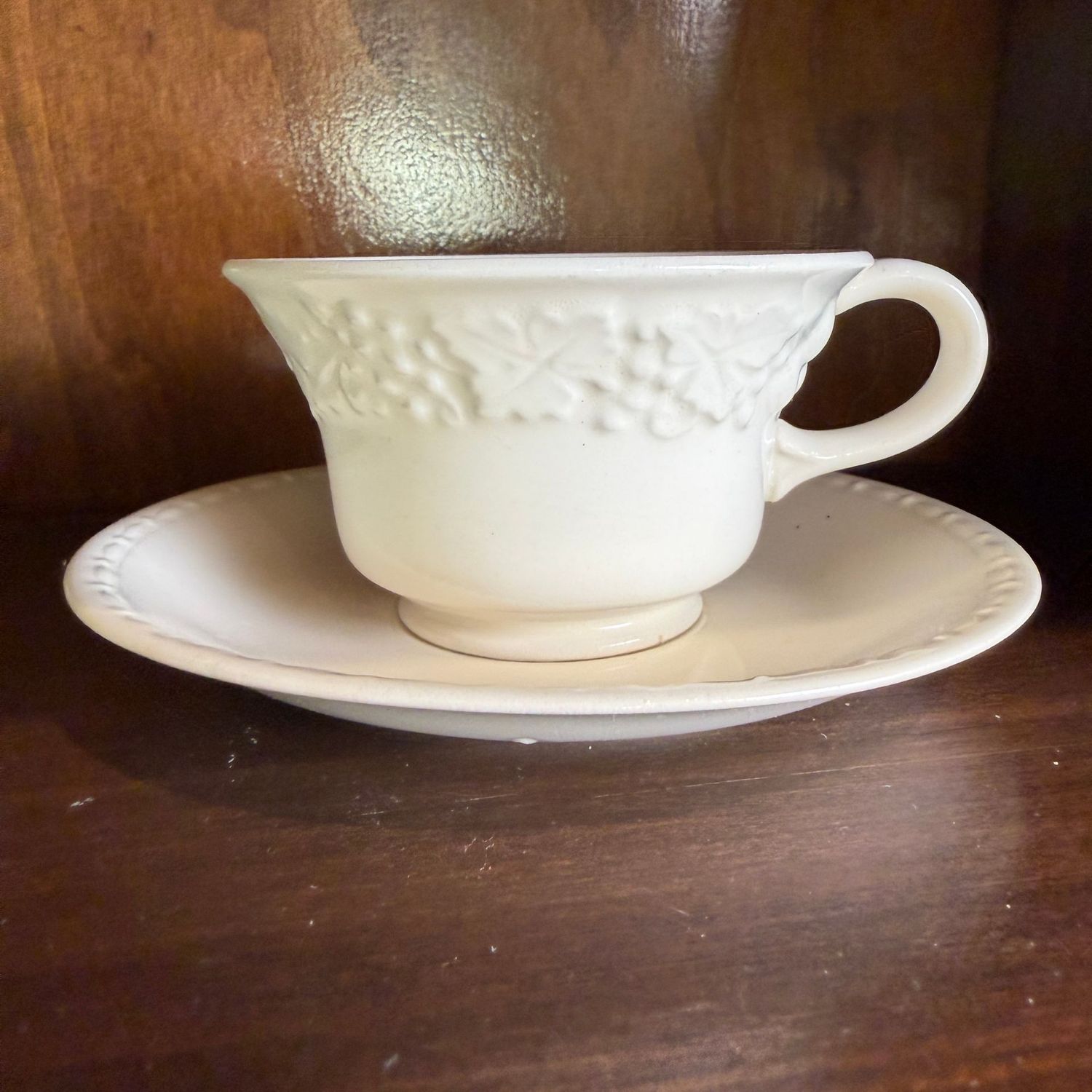 Homer Laughlin eggshell Georgian petite teacup/cappuccino & saucer Homer Laughlin eggshell Georgian petite teacup/cappuccino & saucer